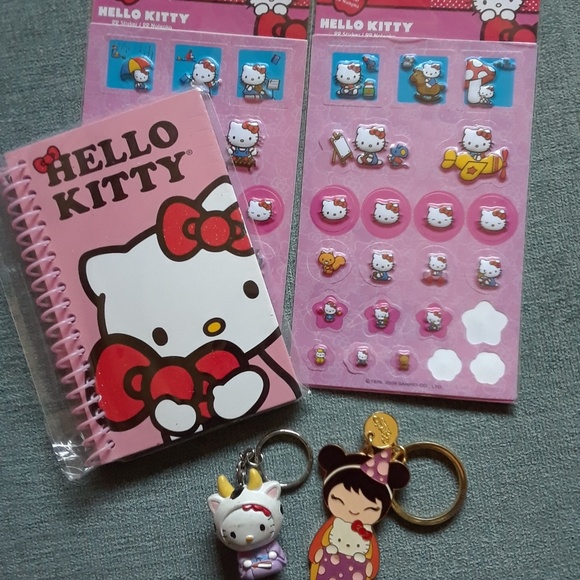Hello Kitty Keychains 2 Cases Stickers Notebook - Picture 2 of 8